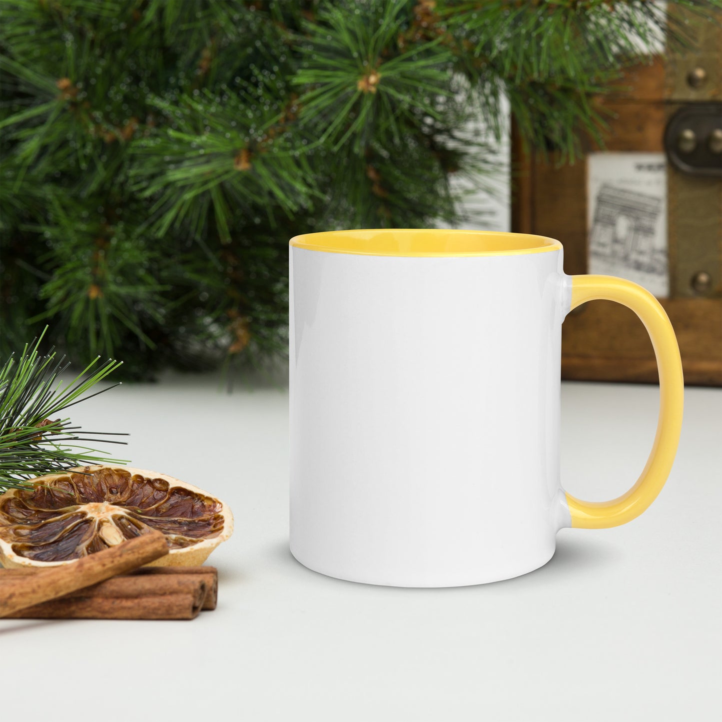 THREE QUINTOS MUG